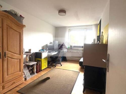 Kind- Arbeitszimmer 2 - 