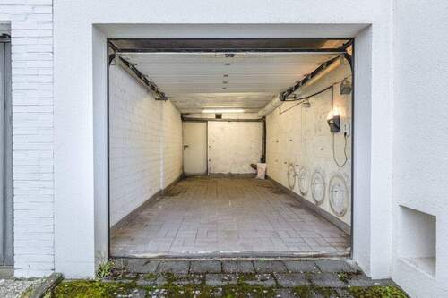 Garage - 