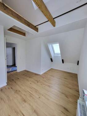 DG: Kinderzimmer 1 mit Hochebene - 