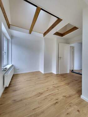 DG: Kinderzimmer 1 mit Hochebene - 