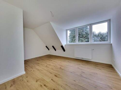 DG: Kinderzimmer 2 - 