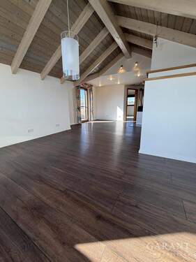 Wohnzimmer... - 3 Zimmer Etagenwohnung in Althütte