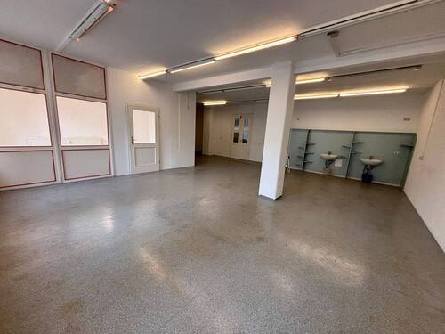 Lagerbereich - Raum für Wachstum: Ihre neue Gewerbeeinheit in der Geraer Innenstadt