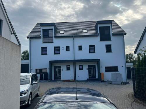 Bild 4 - Doppelhaushälfte mit 212,00 m&sup2; in Meerbusch zum Kaufen