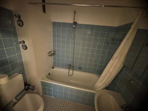 Vollbad/WC (innenliegend) - 