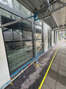 Schaufenster - +++ HOCHWERTIGE & NEUWERTIGE Ladeneinheit in CITYLAGE sehr gute Lage... +++