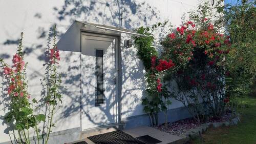 Eingang Wohnung 1 - 7 Zimmer Mehrfamilienhaus, Wohnhaus zum Kaufen in Splietsdorf