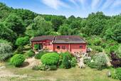 Ansicht von oben - Grünes Paradies mit Charme - Einfamilienhaus mit weitläufigem Traumgarten