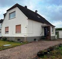 Zweifamilienhaus mit Garage - 125.000,00 EUR Kaufpreis, ca.  167,00 m² Wohnfläche in Bünde (PLZ: 32257) Ahle