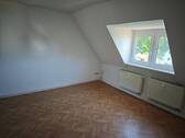 Wohnzimmer - Kleine 4 RWG in Borna - 321,00 EUR Kaltmiete, ca.  53,50 m² Wohnfläche