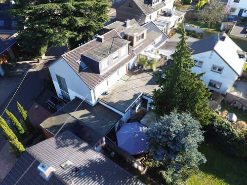Seitenansicht - Mehrfamilienhaus, Wohnhaus mit 203,00 m² in Köln zum Kaufen