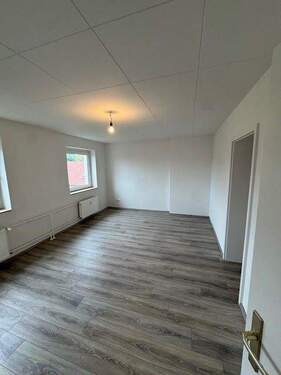 WZ1 - 3 Zimmer Etagenwohnung in Duisburg