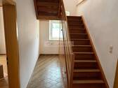 Treppe zum Obergeschoss - 