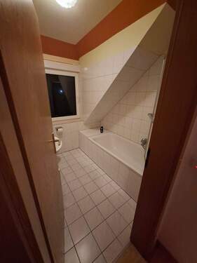 Badezimmer (2).jpg - Etagenwohnung mit 50,00 m&sup2; in Cloppenburg zur Miete