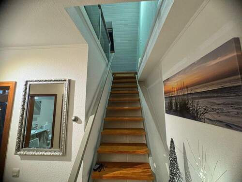 Treppenanlage zum Wohnzimmer - 