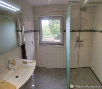 TAGESLICHTBAD WANNE & Dusche - 