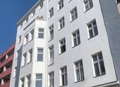Hausansicht - 2 Zimmer Etagenwohnung zum Kaufen in Berlin