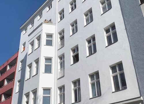 Hausansicht - 2 Zimmer Etagenwohnung zum Kaufen in Berlin