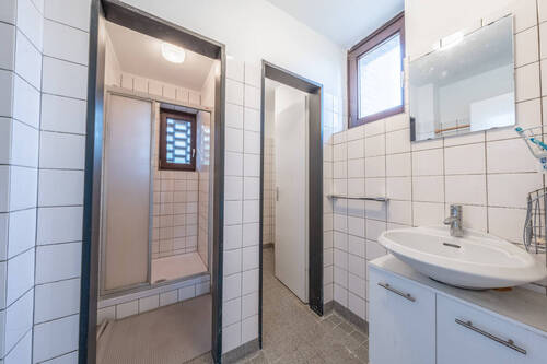 mit nahem Badezimmer - 