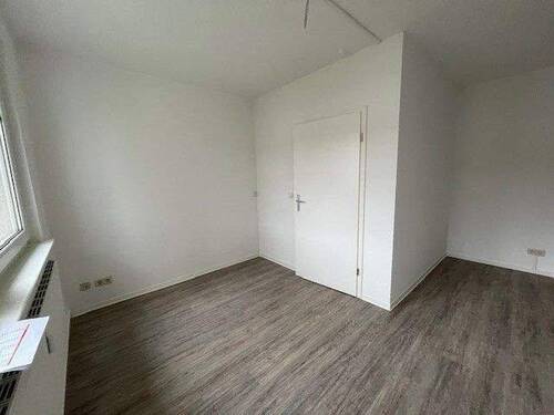 WG Zimmer 1 - Etagenwohnung mit 50,00 m&sup2; in Zwickau zur Miete