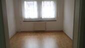 Wohn- und Schlafzimmer - Etagenwohnung mit 30,00 m² in Regis-Breitingen zur Miete