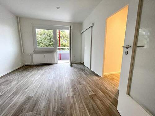 Zimmer - Etagenwohnung mit 35,80 m&sup2; in Chemnitz zur Miete