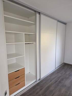 Einbauschrank im Schlafzimmer - 