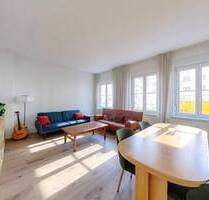 Modernisierte 3-Zimmer-Altbauwohnung im Hochparterre mit Einbauküche - Berlin Johannisthal