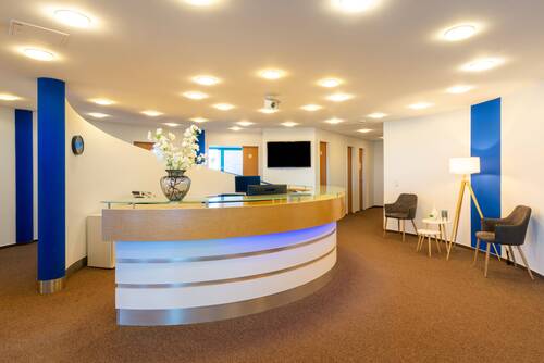 HQ_Airport_505_Bremen_Germany_Reception.jpg - Büro in Bremen