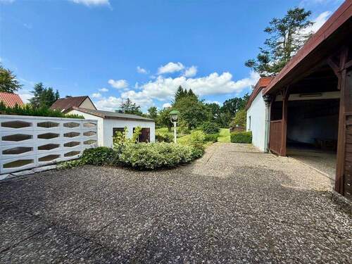 Terrasse (rechter Hausteil) - 