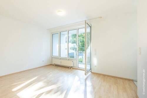 Heller Wohnbereich - 