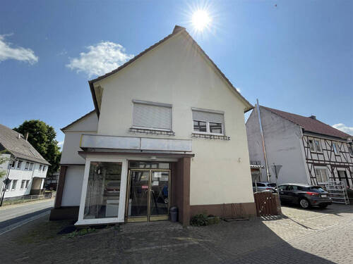Bild1 - Vielseitiges Wohn- und Geschäftshaus in ruhiger Lage von Hofgeismar-Hümme!