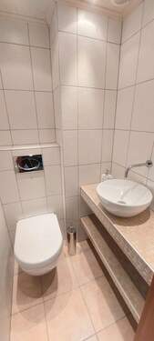 Gäste-WC - Reihenendhaus mit 106,00 m&sup2; in Köln zum Kaufen