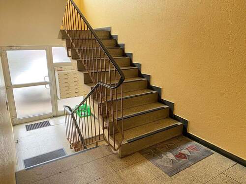 Im Treppenhaus - 