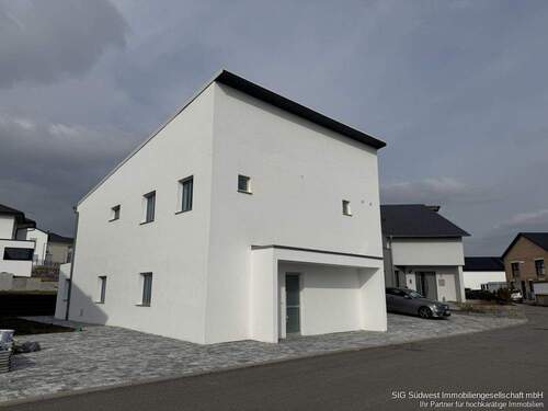 Aussenansicht Hauptfront - 