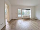 Wohnzimmer, Übergang zum Arbeitszimmer - 