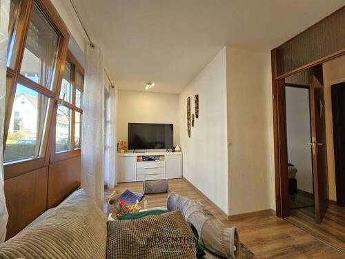 Wohnzimmer - 2 Zimmer Etagenwohnung in Filderstadt / Plattenhardt