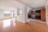 Wohnzimmer - 3 Zimmer Etagenwohnung zum Kaufen in Berlin