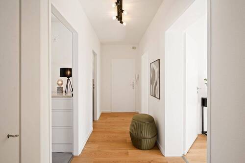 Bild 1 - Direkt einziehen - Helle, ruhige 3-Zimmer-Wohnung mit Balkon in direkter Uni-nähe