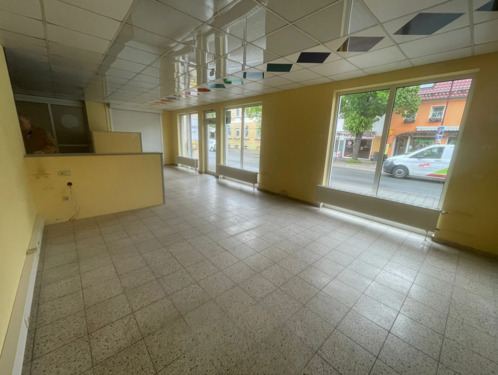 Eingangsbereich - - Gewerberaum - Ladenlokal zu vermieten