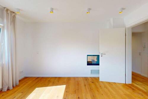 Schlafzimmer mit Kamin - 3 Zimmer Terrassenwohnung in Schönaich