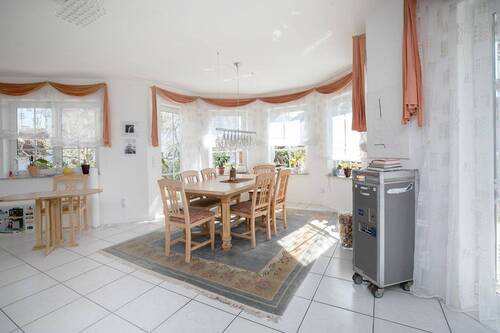 Essbereich - Einfamilienhaus mit 243,00 m² in Rödermark zum Kaufen