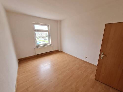 Schlafzimmer - 2 Zimmer Etagenwohnung zur Miete in Chemnitz