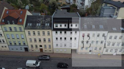 Drohnenansicht - 3 Zimmer Etagenwohnung in Gera