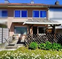 CHARMANTES REIHENMITTELHAUS IN GUTER WOHNLAGE - Friedrichshafen