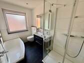 Badezimmer Ansicht 2 - 
