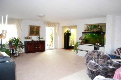 Wohnbereich 1 - 5 Zimmer Einfamilienhaus zum Kaufen in Eberswalde