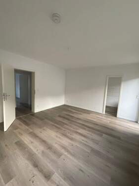 WZ2 - 3 Zimmer Etagenwohnung in Duisburg
