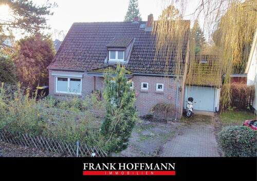 V10593 Titelbild - Gepflegtes Einfamilienhaus mit Garage auf großem Grundstück in Hamburg Farmsen-Berne
