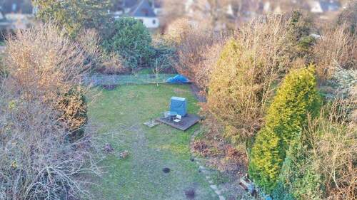 Drohne Gartenbereich hinten - 
